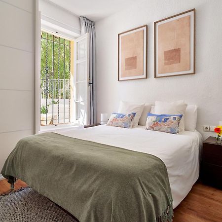 Villa Rosita Suites En Playa De La Malagueta Con Terraza Málaga Eksteriør bilde